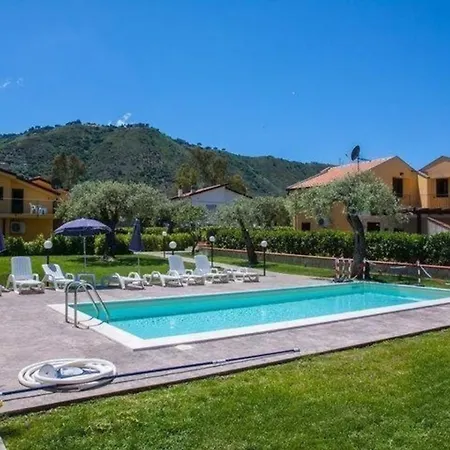 Ferienwohnung Fuer 6 Personen Ca 75 Qm In Cefalu, Sizilien Nordkueste Von Sizilien Apartment