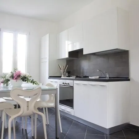 Apartment Ferienwohnung Fuer 6 Personen Ca 75 Qm In Cefalu, Sizilien Nordkueste Von Sizilien Cefalu