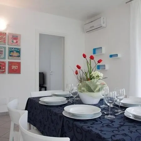 Ferienwohnung Fuer 6 Personen Ca 75 Qm In Cefalu, Sizilien Nordkueste Von Sizilien Cefalu